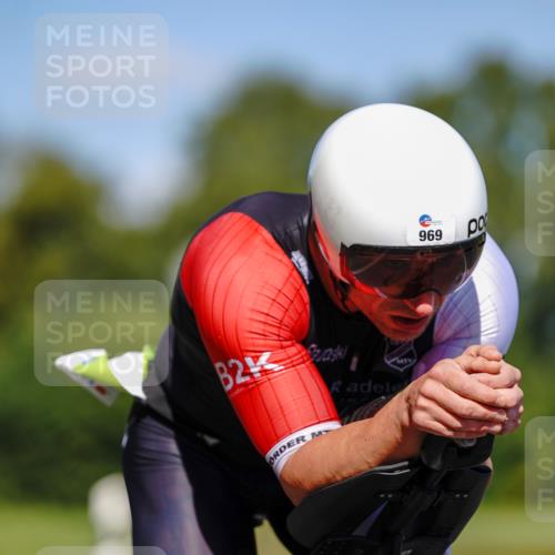 07.09.2025 - 19. Norderstedt Triathlon Michael Burmester http://msf.ph/oto/8848756 07.09.2025 13:39:58 Radfahren 969 meine-sportfotos.de