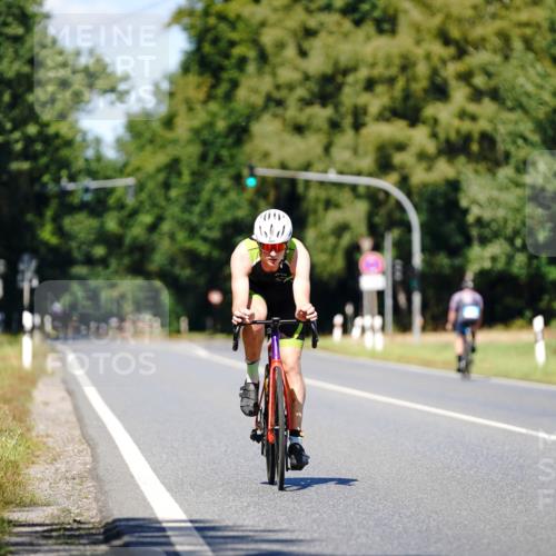 07.09.2025 - 19. Norderstedt Triathlon Michael Burmester http://msf.ph/oto/8848761 07.09.2025 13:40:22 Radfahren 1017 meine-sportfotos.de