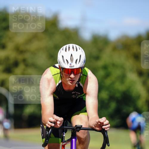 07.09.2025 - 19. Norderstedt Triathlon Michael Burmester http://msf.ph/oto/8848764 07.09.2025 13:40:24 Radfahren 1017 meine-sportfotos.de
