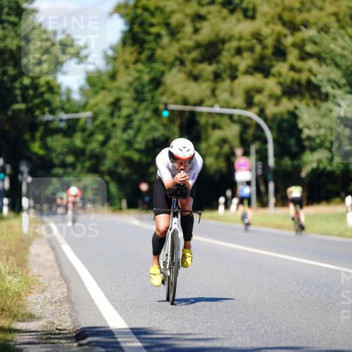 07.09.2025 - 19. Norderstedt Triathlon Michael Burmester http://msf.ph/oto/8848765 07.09.2025 13:40:37 Radfahren 388 meine-sportfotos.de