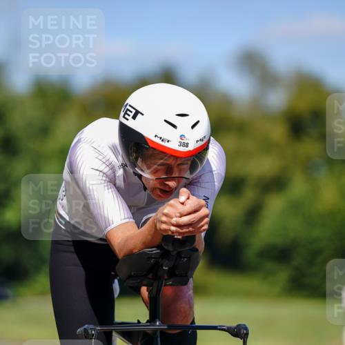07.09.2025 - 19. Norderstedt Triathlon Michael Burmester http://msf.ph/oto/8848767 07.09.2025 13:40:39 Radfahren 388 meine-sportfotos.de