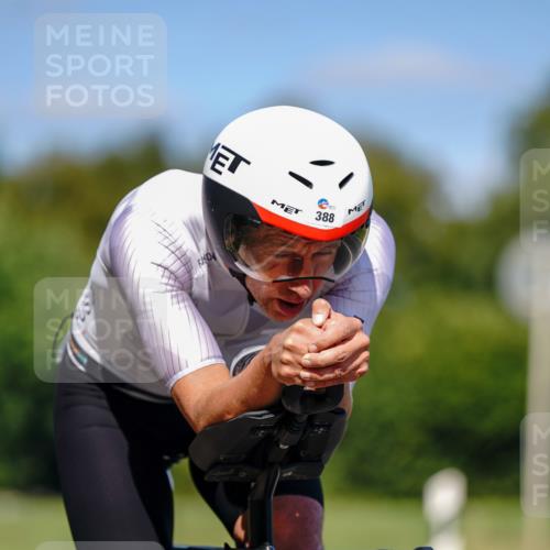 07.09.2025 - 19. Norderstedt Triathlon Michael Burmester http://msf.ph/oto/8848768 07.09.2025 13:40:39 Radfahren 388 meine-sportfotos.de