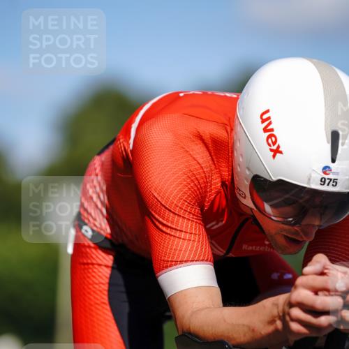 07.09.2025 - 19. Norderstedt Triathlon Michael Burmester http://msf.ph/oto/8848772 07.09.2025 13:40:47 Radfahren 975 meine-sportfotos.de