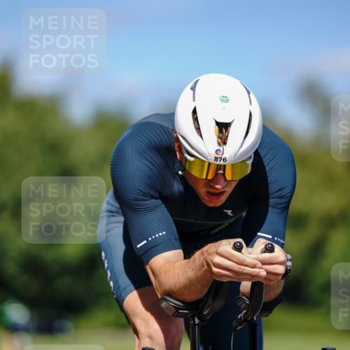 07.09.2025 - 19. Norderstedt Triathlon Michael Burmester http://msf.ph/oto/8848802 07.09.2025 13:41:35 Radfahren 876, 1421 meine-sportfotos.de