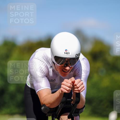 07.09.2025 - 19. Norderstedt Triathlon Michael Burmester http://msf.ph/oto/8848805 07.09.2025 13:41:38 Radfahren 1421 meine-sportfotos.de