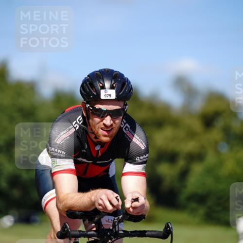 07.09.2025 - 19. Norderstedt Triathlon Michael Burmester http://msf.ph/oto/8848824 07.09.2025 13:42:11 Radfahren 979, 1041 meine-sportfotos.de