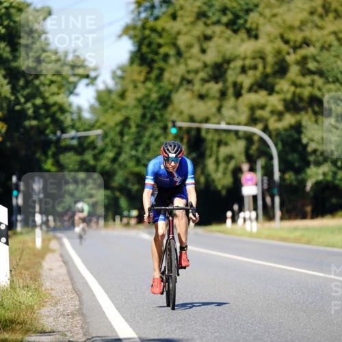 07.09.2025 - 19. Norderstedt Triathlon Michael Burmester http://msf.ph/oto/8848833 07.09.2025 13:42:53 Radfahren 1040 meine-sportfotos.de