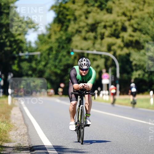 07.09.2025 - 19. Norderstedt Triathlon Michael Burmester http://msf.ph/oto/8848838 07.09.2025 13:43:01 Radfahren 1034 meine-sportfotos.de