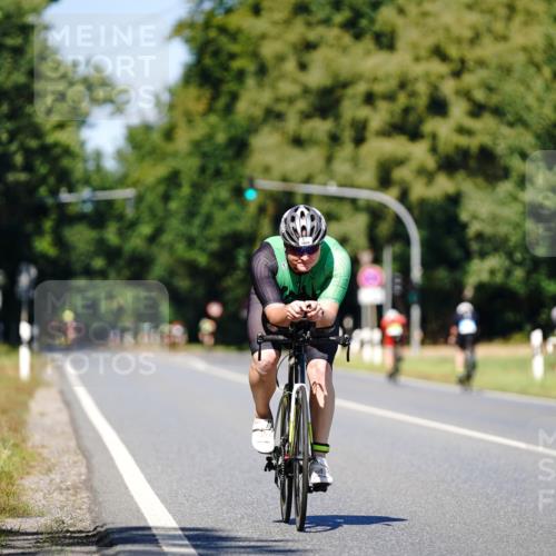 07.09.2025 - 19. Norderstedt Triathlon Michael Burmester http://msf.ph/oto/8848839 07.09.2025 13:43:01 Radfahren 1034 meine-sportfotos.de