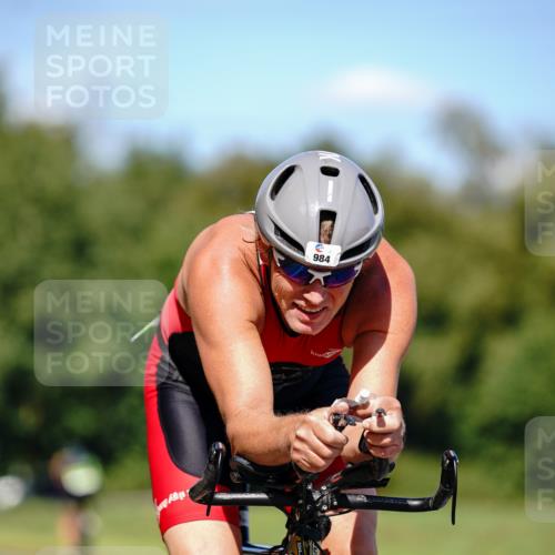 07.09.2025 - 19. Norderstedt Triathlon Michael Burmester http://msf.ph/oto/8848853 07.09.2025 13:43:22 Radfahren 984, 988 meine-sportfotos.de
