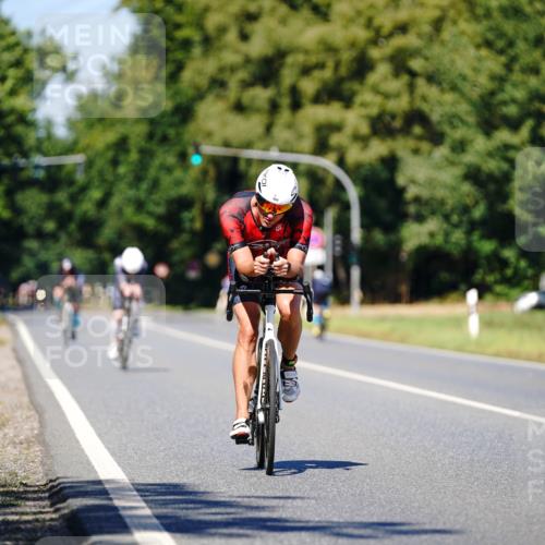 07.09.2025 - 19. Norderstedt Triathlon Michael Burmester http://msf.ph/oto/8848854 07.09.2025 13:43:30 Radfahren 960, 1468 meine-sportfotos.de