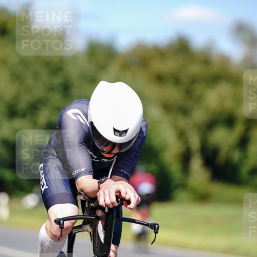 07.09.2025 - 19. Norderstedt Triathlon Michael Burmester http://msf.ph/oto/8848861 07.09.2025 13:43:34 Radfahren 960, 972, 1468 meine-sportfotos.de