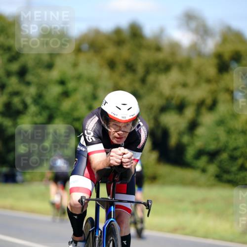 07.09.2025 - 19. Norderstedt Triathlon Michael Burmester http://msf.ph/oto/8848872 07.09.2025 13:43:55 Radfahren 985, 1018 meine-sportfotos.de