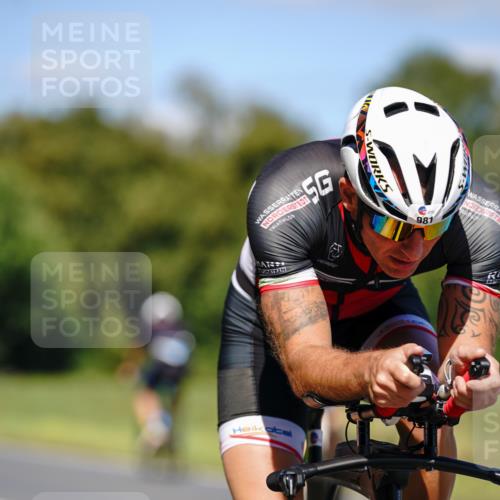 07.09.2025 - 19. Norderstedt Triathlon Michael Burmester http://msf.ph/oto/8848888 07.09.2025 13:44:21 Radfahren 981 meine-sportfotos.de