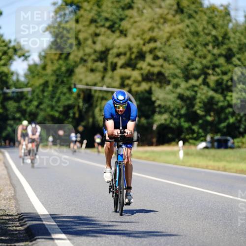 07.09.2025 - 19. Norderstedt Triathlon Michael Burmester http://msf.ph/oto/8848893 07.09.2025 13:44:29 Radfahren 1009 meine-sportfotos.de