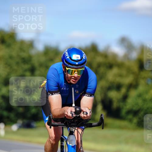 07.09.2025 - 19. Norderstedt Triathlon Michael Burmester http://msf.ph/oto/8848895 07.09.2025 13:44:31 Radfahren 996, 1009, 1401 meine-sportfotos.de
