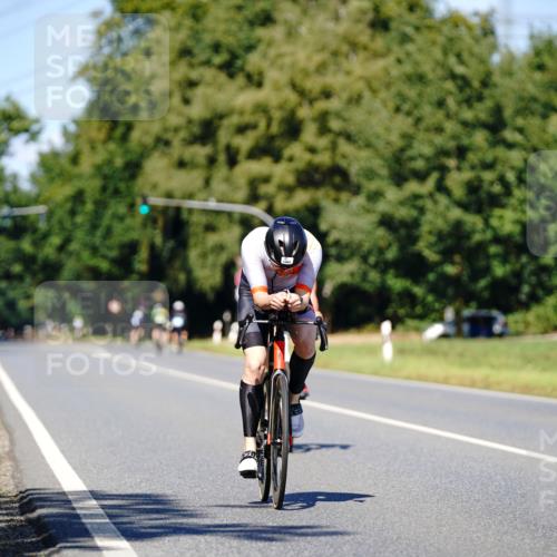07.09.2025 - 19. Norderstedt Triathlon Michael Burmester http://msf.ph/oto/8848898 07.09.2025 13:44:33 Radfahren 996, 1009, 1401 meine-sportfotos.de