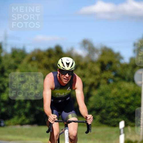 07.09.2025 - 19. Norderstedt Triathlon Michael Burmester http://msf.ph/oto/8848901 07.09.2025 13:44:35 Radfahren 996, 1401 meine-sportfotos.de