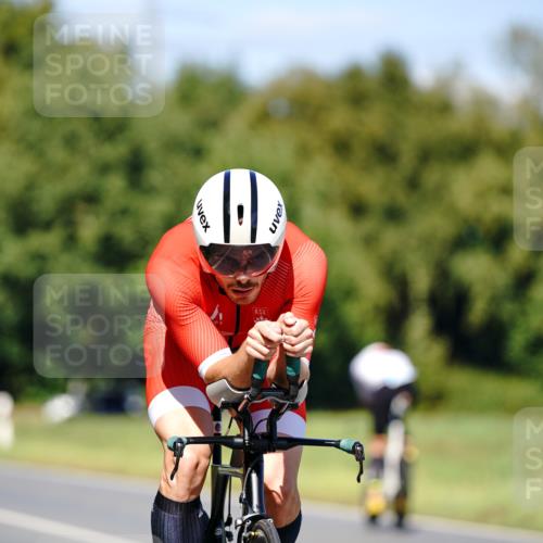 07.09.2025 - 19. Norderstedt Triathlon Michael Burmester http://msf.ph/oto/8848907 07.09.2025 13:45:00 Radfahren 974 meine-sportfotos.de