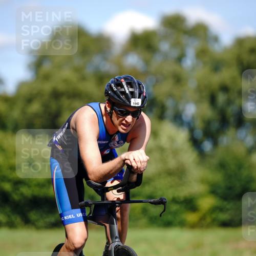 07.09.2025 - 19. Norderstedt Triathlon Michael Burmester http://msf.ph/oto/8848910 07.09.2025 13:45:32 Radfahren 1001, 1042 meine-sportfotos.de