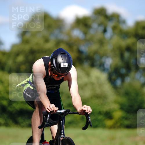 07.09.2025 - 19. Norderstedt Triathlon Michael Burmester http://msf.ph/oto/8848914 07.09.2025 13:45:36 Radfahren 995 meine-sportfotos.de