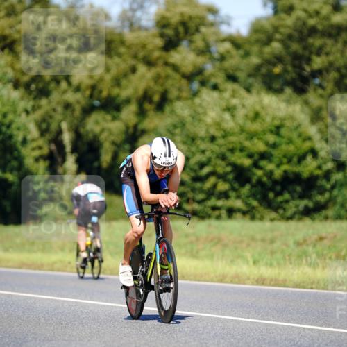 07.09.2025 - 19. Norderstedt Triathlon Michael Burmester http://msf.ph/oto/8848931 07.09.2025 13:45:58 Radfahren 392, 971, 986 meine-sportfotos.de