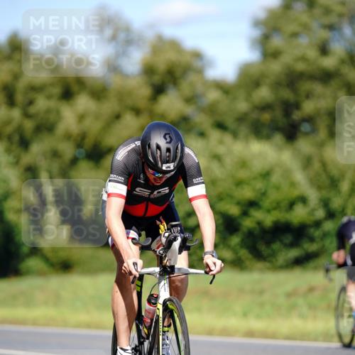 07.09.2025 - 19. Norderstedt Triathlon Michael Burmester http://msf.ph/oto/8848932 07.09.2025 13:46:00 Radfahren 392, 986 meine-sportfotos.de