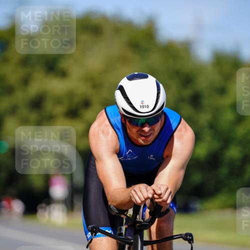 07.09.2025 - 19. Norderstedt Triathlon Michael Burmester http://msf.ph/oto/8848942 07.09.2025 13:46:50 Radfahren 1010, 1027 meine-sportfotos.de
