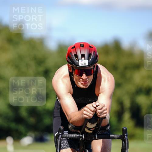 07.09.2025 - 19. Norderstedt Triathlon Michael Burmester http://msf.ph/oto/8848947 07.09.2025 13:46:53 Radfahren 872, 1010, 1027 meine-sportfotos.de