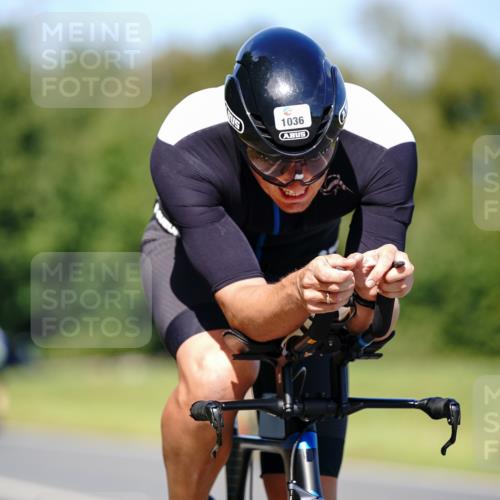 07.09.2025 - 19. Norderstedt Triathlon Michael Burmester http://msf.ph/oto/8848956 07.09.2025 13:47:16 Radfahren 990, 1036 meine-sportfotos.de