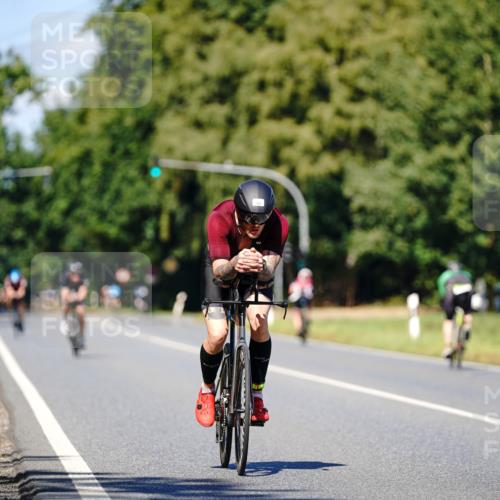 07.09.2025 - 19. Norderstedt Triathlon Michael Burmester http://msf.ph/oto/8848974 07.09.2025 13:47:51 Radfahren 393 meine-sportfotos.de