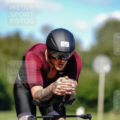07.09.2025 - 19. Norderstedt Triathlon Michael Burmester http://msf.ph/oto/8848976 07.09.2025 13:47:52 Radfahren 393 meine-sportfotos.de