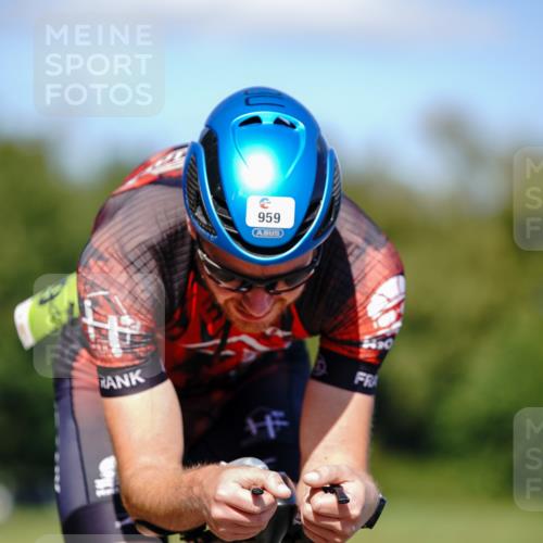 07.09.2025 - 19. Norderstedt Triathlon Michael Burmester http://msf.ph/oto/8848983 07.09.2025 13:47:59 Radfahren 959, 989 meine-sportfotos.de