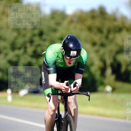 07.09.2025 - 19. Norderstedt Triathlon Michael Burmester http://msf.ph/oto/8848987 07.09.2025 13:48:16 Radfahren 1013, 1015, 1031 meine-sportfotos.de