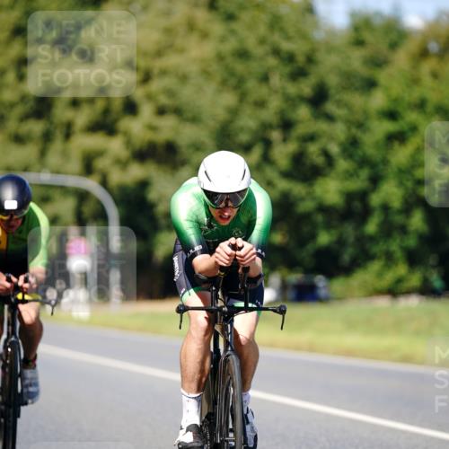 07.09.2025 - 19. Norderstedt Triathlon Michael Burmester http://msf.ph/oto/8848989 07.09.2025 13:48:17 Radfahren 1013, 1015, 1031 meine-sportfotos.de