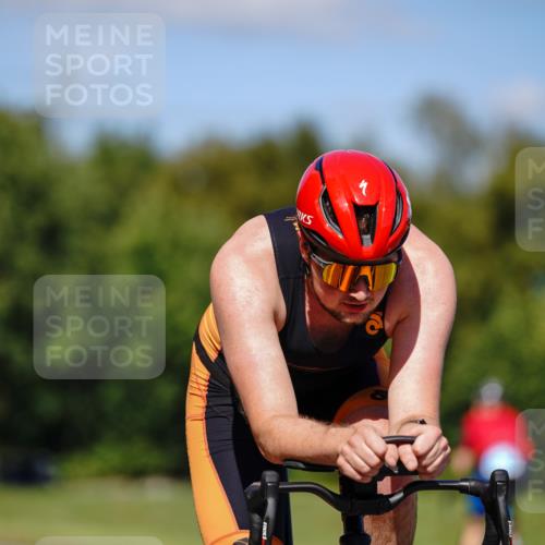 07.09.2025 - 19. Norderstedt Triathlon Michael Burmester http://msf.ph/oto/8848999 07.09.2025 13:48:43 Radfahren 999, 1003, 1007 meine-sportfotos.de