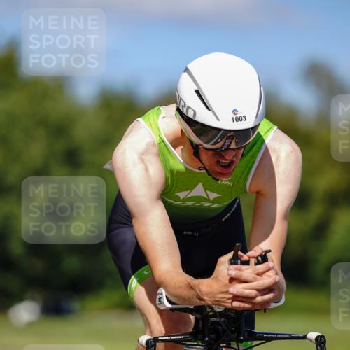 07.09.2025 - 19. Norderstedt Triathlon Michael Burmester http://msf.ph/oto/8849002 07.09.2025 13:48:44 Radfahren 999, 1003, 1007, 1438 meine-sportfotos.de