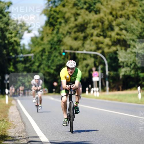 07.09.2025 - 19. Norderstedt Triathlon Michael Burmester http://msf.ph/oto/8849011 07.09.2025 13:48:58 Radfahren 1029 meine-sportfotos.de
