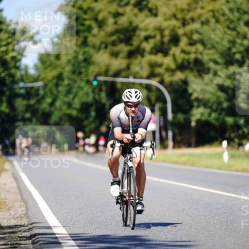 07.09.2025 - 19. Norderstedt Triathlon Michael Burmester http://msf.ph/oto/8849015 07.09.2025 13:49:01 Radfahren 991, 1029 meine-sportfotos.de