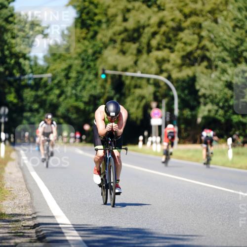 07.09.2025 - 19. Norderstedt Triathlon Michael Burmester http://msf.ph/oto/8849018 07.09.2025 13:49:10 Radfahren 1006 meine-sportfotos.de