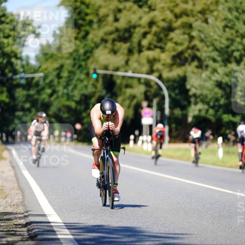 07.09.2025 - 19. Norderstedt Triathlon Michael Burmester http://msf.ph/oto/8849019 07.09.2025 13:49:10 Radfahren 1006 meine-sportfotos.de