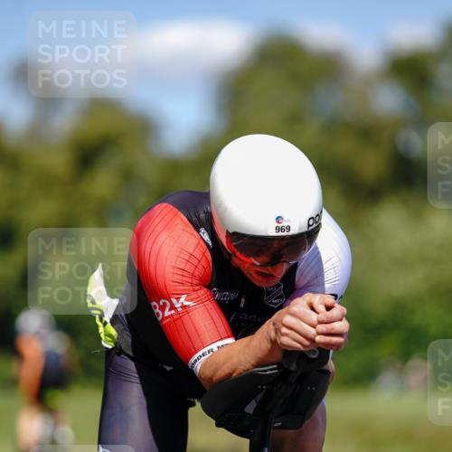 07.09.2025 - 19. Norderstedt Triathlon Michael Burmester http://msf.ph/oto/8849029 07.09.2025 13:49:18 Radfahren 863, 969 meine-sportfotos.de