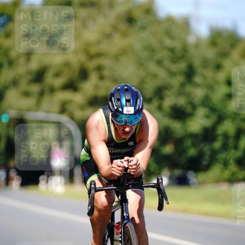 07.09.2025 - 19. Norderstedt Triathlon Michael Burmester http://msf.ph/oto/8849037 07.09.2025 13:49:33 Radfahren 997 meine-sportfotos.de