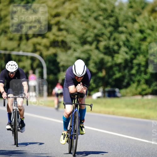 07.09.2025 - 19. Norderstedt Triathlon Michael Burmester http://msf.ph/oto/8849039 07.09.2025 13:49:42 Radfahren 369, 1016, 1406 meine-sportfotos.de