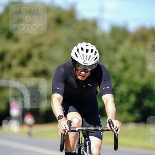 07.09.2025 - 19. Norderstedt Triathlon Michael Burmester http://msf.ph/oto/8849041 07.09.2025 13:49:44 Radfahren 369, 1016, 1406 meine-sportfotos.de