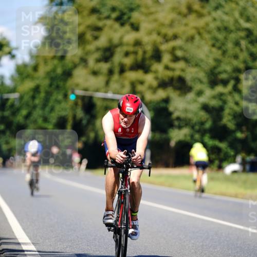 07.09.2025 - 19. Norderstedt Triathlon Michael Burmester http://msf.ph/oto/8849052 07.09.2025 13:49:55 Radfahren 908 meine-sportfotos.de