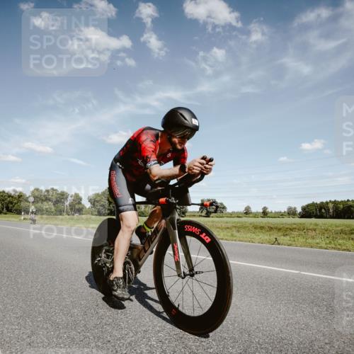 07.09.2025 - 19. Norderstedt Triathlon Michael Burmester http://msf.ph/oto/8849056 07.09.2025 13:54:31 Radfahren 958 meine-sportfotos.de