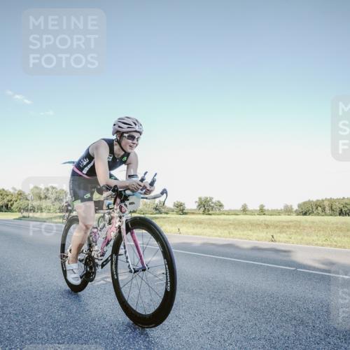 07.09.2025 - 19. Norderstedt Triathlon Michael Burmester http://msf.ph/oto/8849063 07.09.2025 16:10:23 Radfahren 954, 1065, 1527, 1532 meine-sportfotos.de