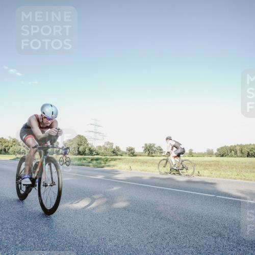 07.09.2025 - 19. Norderstedt Triathlon Michael Burmester http://msf.ph/oto/8849069 07.09.2025 16:10:26 Radfahren 1051, 1065, 1532, 1562, 1563 meine-sportfotos.de