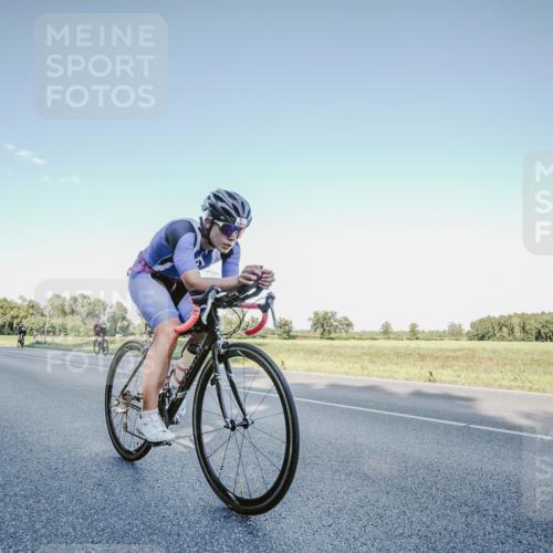 07.09.2025 - 19. Norderstedt Triathlon Michael Burmester http://msf.ph/oto/8849079 07.09.2025 16:10:30 Radfahren 532, 915, 1051, 1562, 1563 meine-sportfotos.de